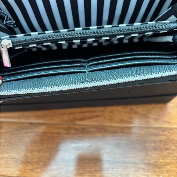 Marc Tetro Black Dog Wallet - Picture 4 of 6